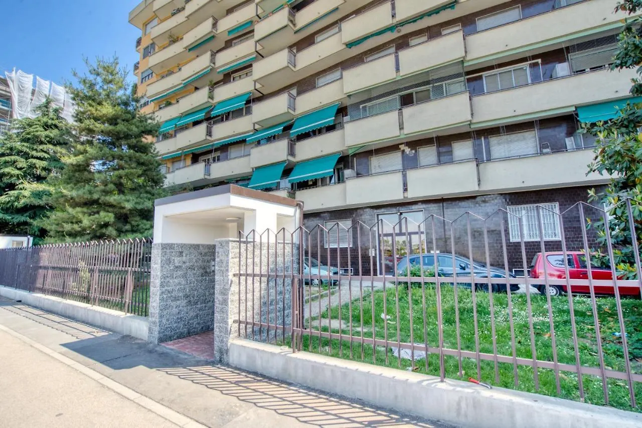 Caseospitali - Casa Luce, A Due Passi Dal San Raffaele Vimodrone 0*,